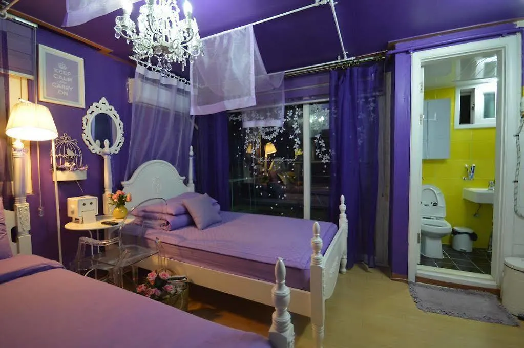 Han River Residence & Guesthouse In Seoul